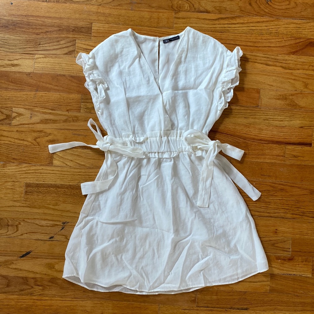 Zara XS VNeck Dress